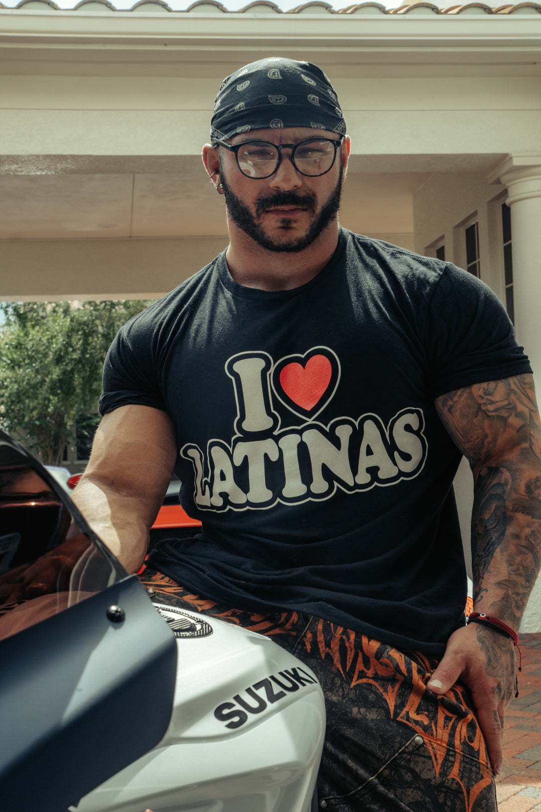 ULTRA COMFORT TEE (LIMITED) "I LOVE LATINAS"